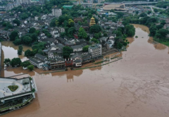 <b>游泳池被洪水淹了,泳池设备该怎么处置？</b>